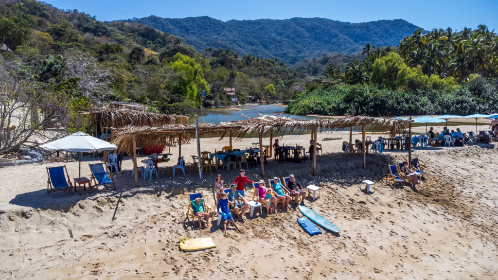 Gallery of Paseo en Bote y Cascada en Quimixto